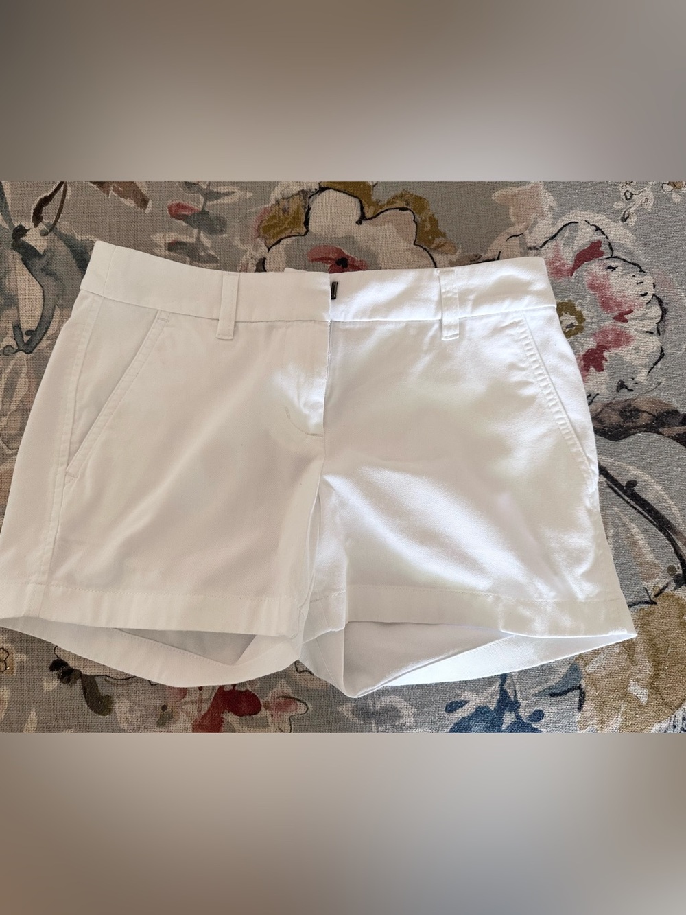 J. Crew Women’s White Chino Shorts 3.5 Inseam